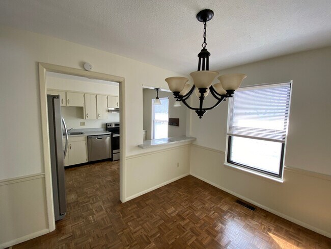 Foto del edificio - 10821 Woodward St