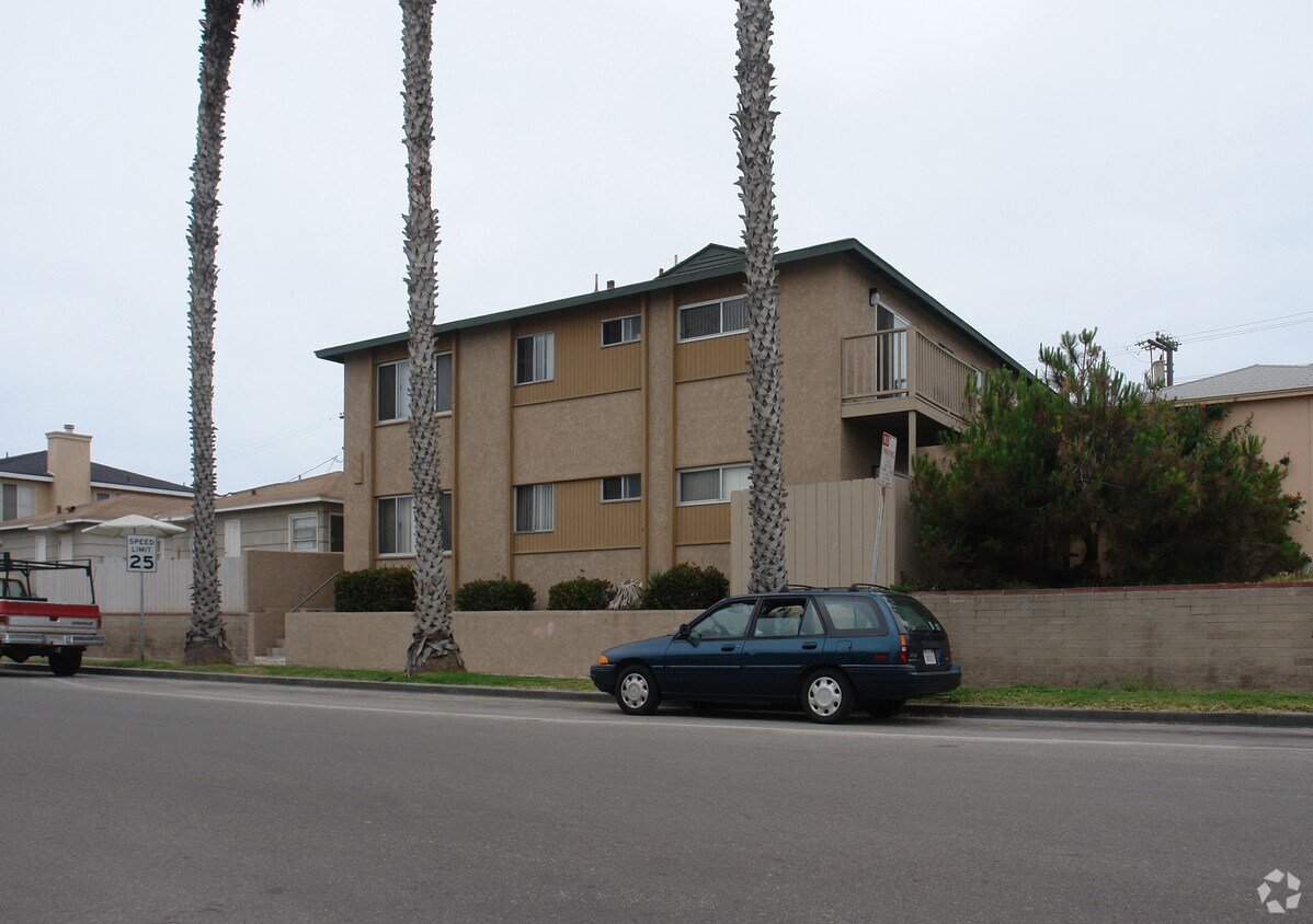 Primary Photo - Imperial Beach Apartments Seller Financing
