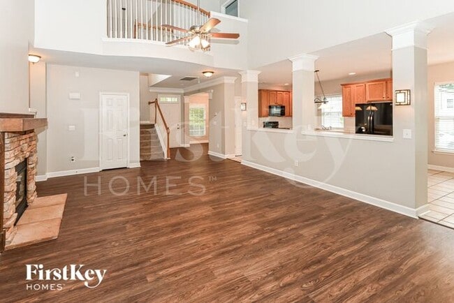 Foto del edificio - 5611 Branthurst Dr