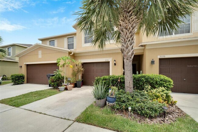 Building Photo - 2024 Hawks View Dr