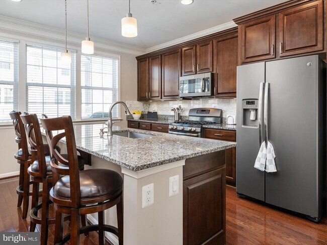 Foto del edificio - 1047 Ironwood Ln