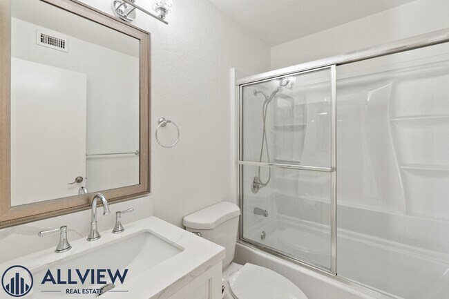 Foto del edificio - 2 br, 1 bath House - 22917 Bonita Lane #4