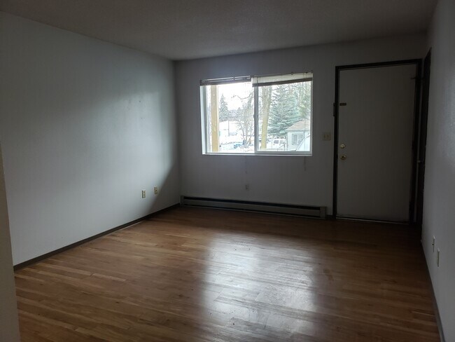 Sala de estar - 308 W C St