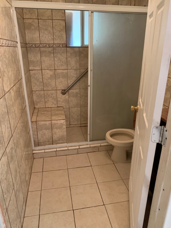 Foto del edificio - 15750 Fellowship St