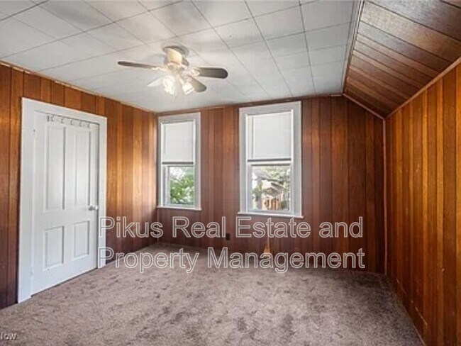 Foto del edificio - 405 Kling St