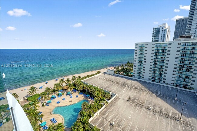 Foto del edificio - 3801 S Ocean Dr
