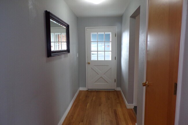 Foto del edificio - 2740 NW Stewart St