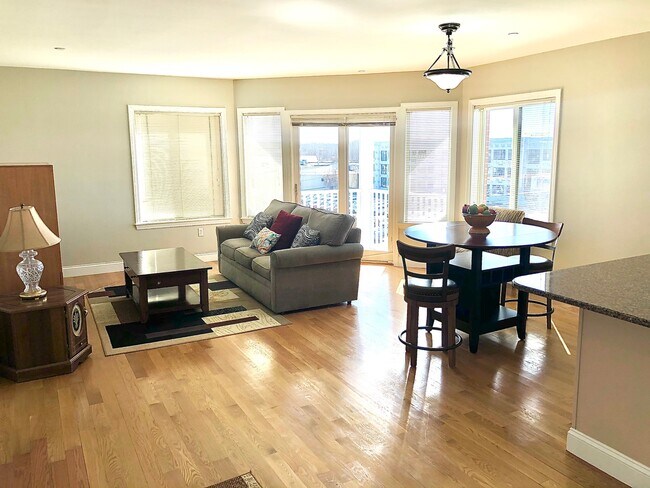 Foto del edificio - 1522 VFW Pky