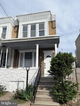 Building Photo - 2962 Weikel St