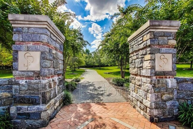 Foto del edificio - 10821 Symphony Park Dr