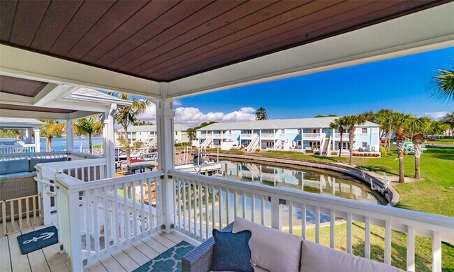 Foto del edificio - 5231 BEACH Dr SE
