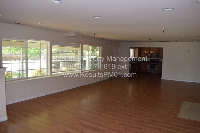 Building Photo - 7 br, 5 bath House - 3700 Eastern Ave