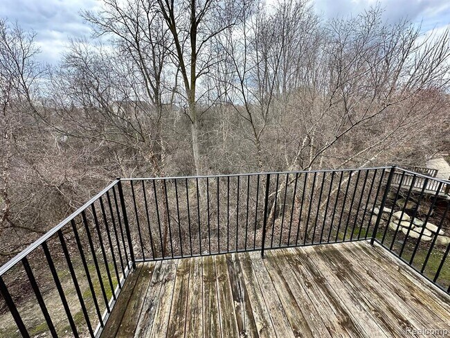 Foto del edificio - 39700 Rockcrest Ln