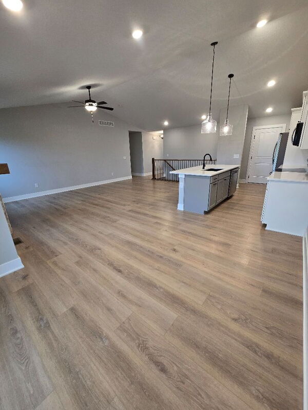 Foto del edificio - 300 SE Red Fern Dr
