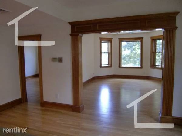 Building Photo - 90 Browne St