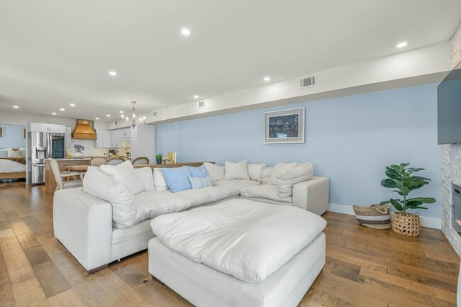 Foto del edificio - 3203 Page Ave