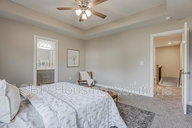 Building Photo - 2909 S Harvard Ave