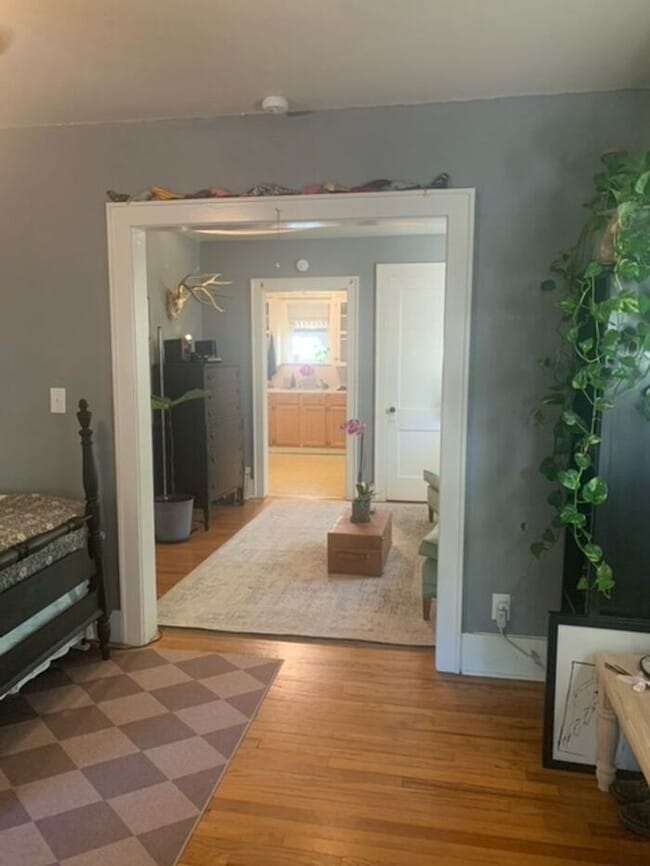 Building Photo - Cozy 1 bed 1 Bath Close to OU Campus