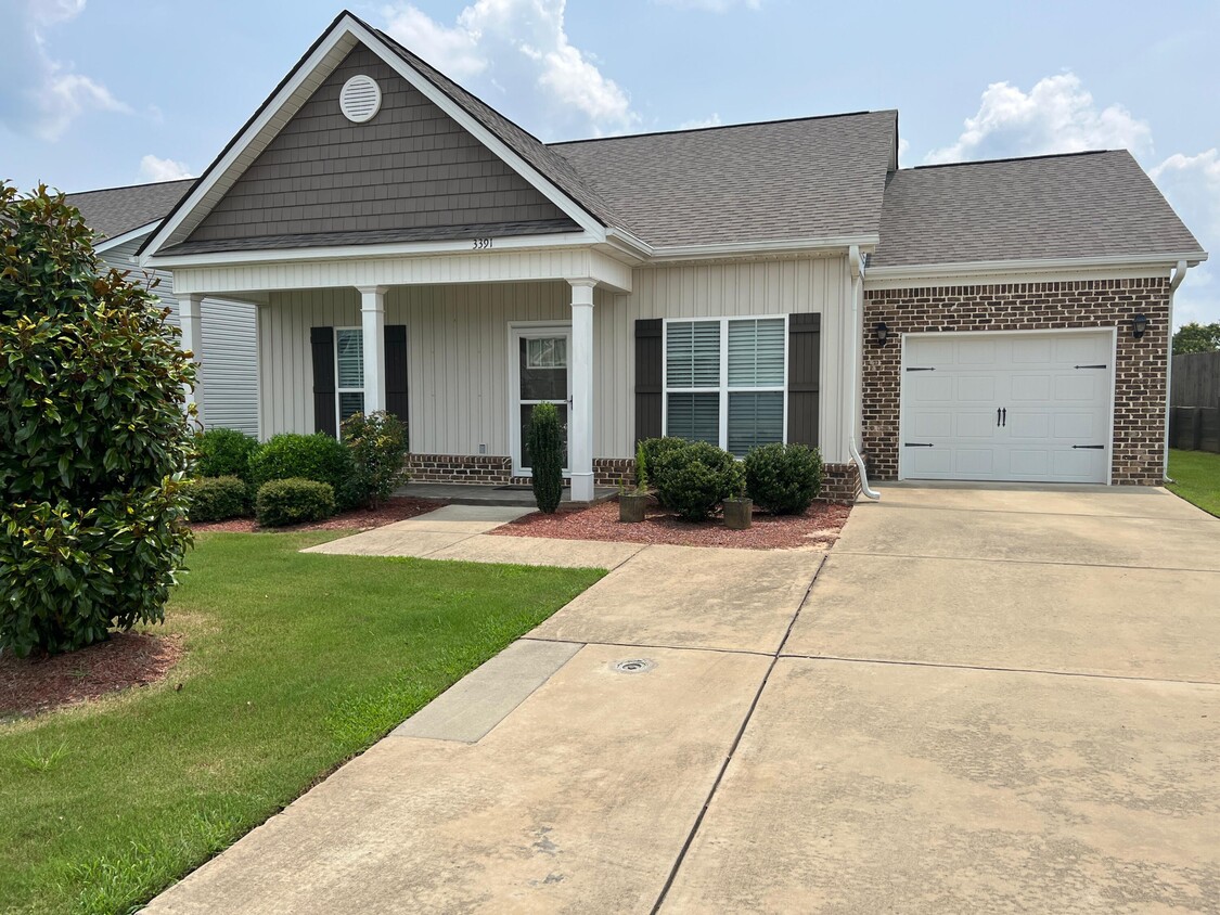 Primary Photo - 3391 Greymoor Cir