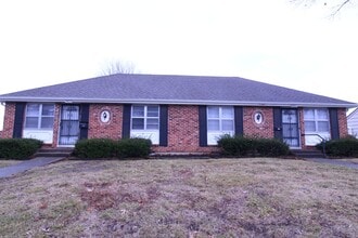 Building Photo - 9425 Ballentine St