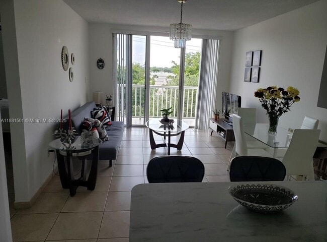 Foto del edificio - 3551 SW 9th Terrace