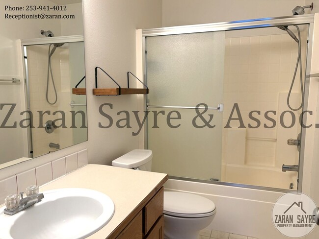 Foto del edificio - 178- Great 3 Bedroom Townhouse Condo in Milton!