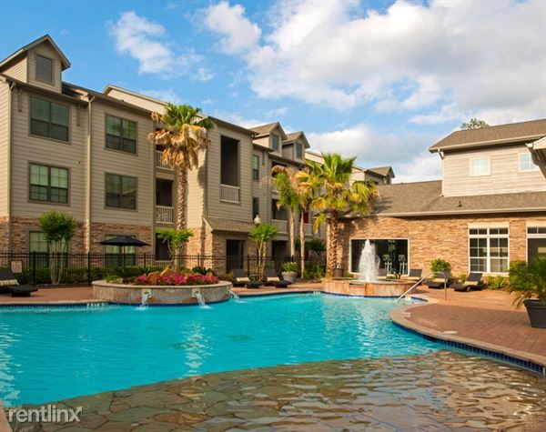 Foto del edificio - 3600 College Park Dr
