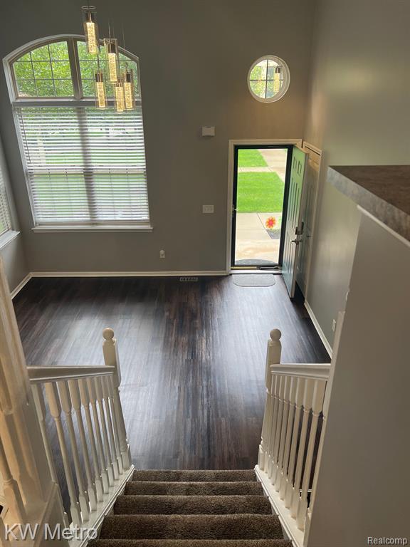 425 Old Pine Way, Walled Lake, MI 48390 Condo for Rent in Walled Lake