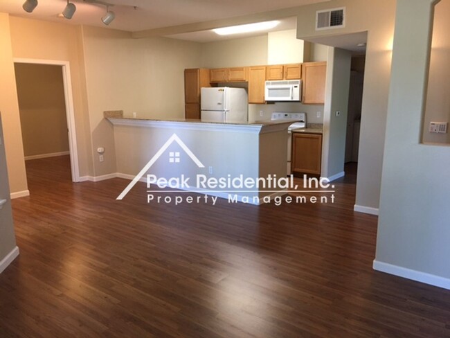 Building Photo - 2 br, 2 bath House - 4200 E Commerce Wy #1714