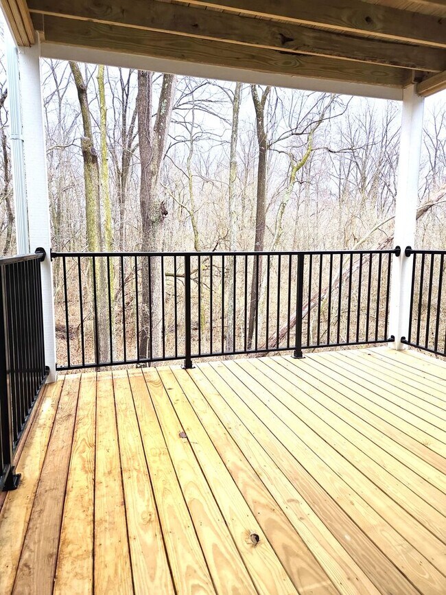 Building Photo - Exquisite brand new condo w/everything! Ground floor, no stairs, attached garage