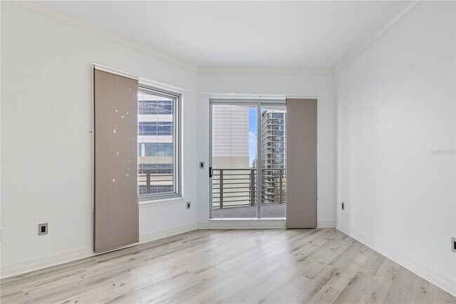 Foto del edificio - 449 S 12th St