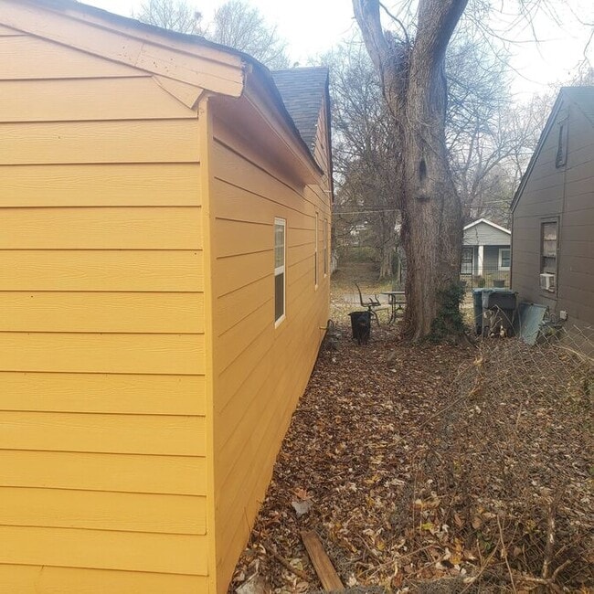 Photo - 3189 Yale Ave House