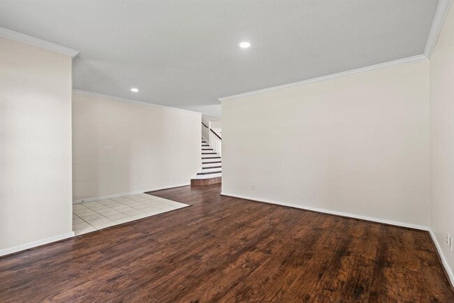 Building Photo - 15810 Mission View Ct