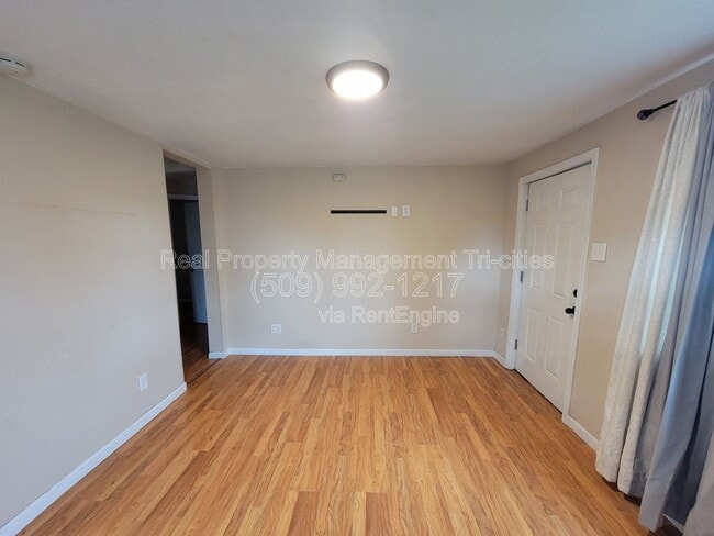 Foto del edificio - 1124 E 7th Ave