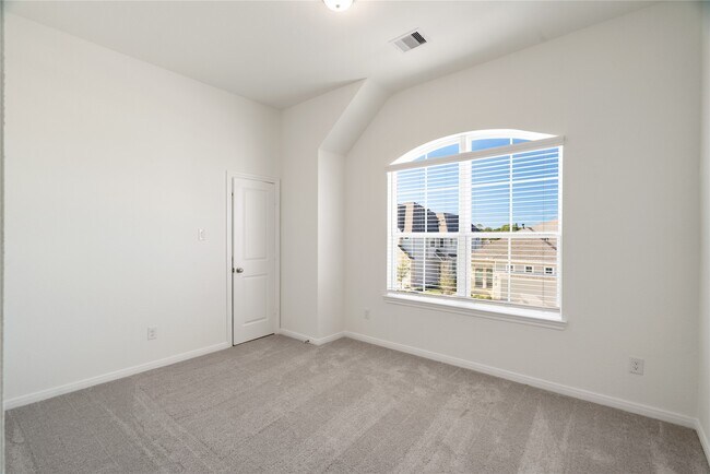 Foto del edificio - 607 Silver Pear Ct