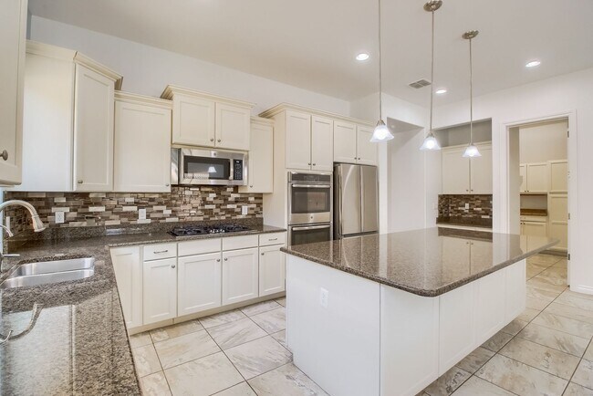 Foto del edificio - 237 E Lynx Pl