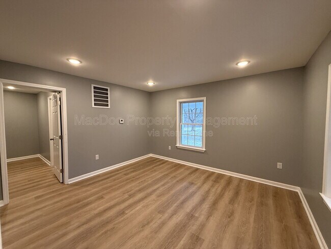 Building Photo - 11508 Catharpin Rd