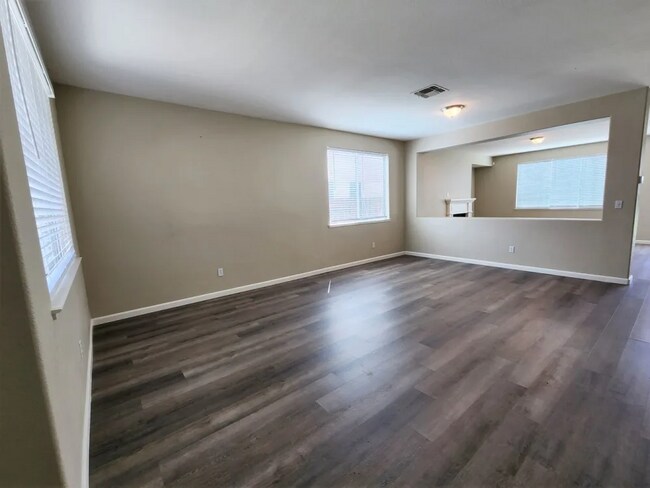 Foto del edificio - 4502 Crabapple Ct