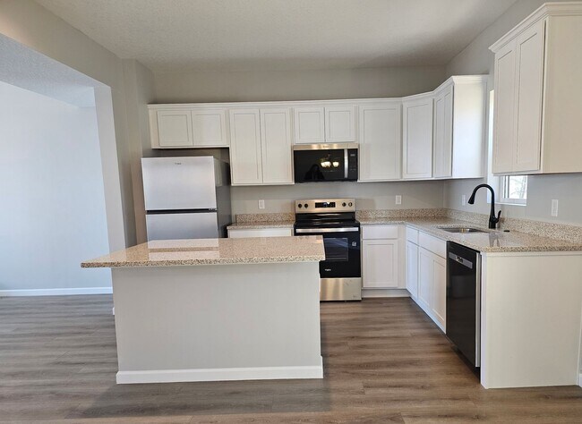 Foto del edificio - SIERRA TANGO CREEK RIDGE, LLC