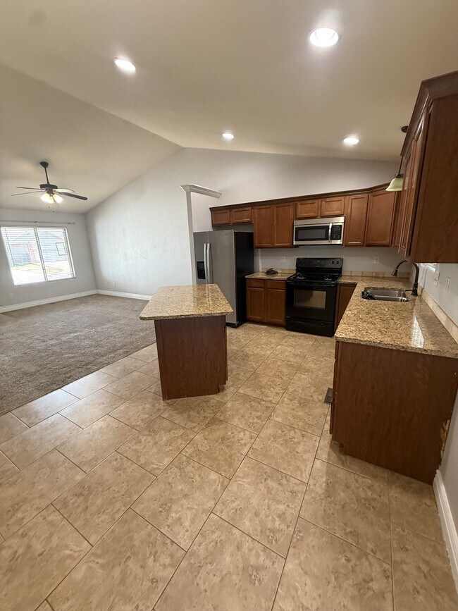 Foto del edificio - 8457 Granite Ct