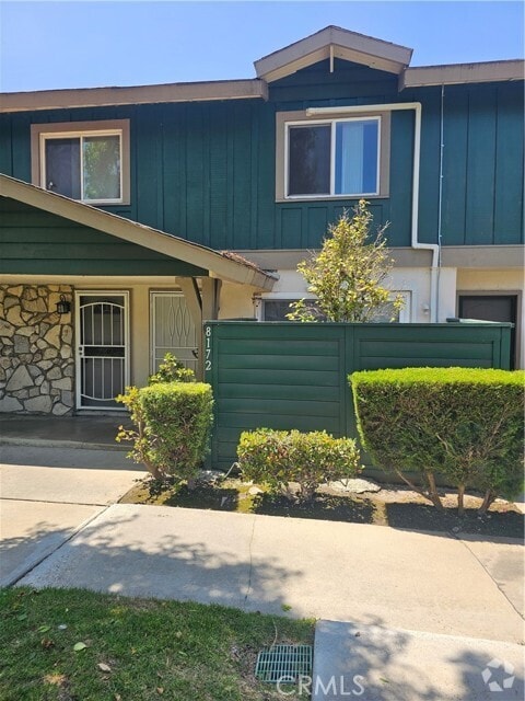 Building Photo - 8172 Ferguson Green