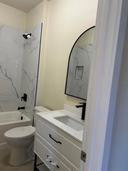 Foto del edificio - 768 Lindo Ln