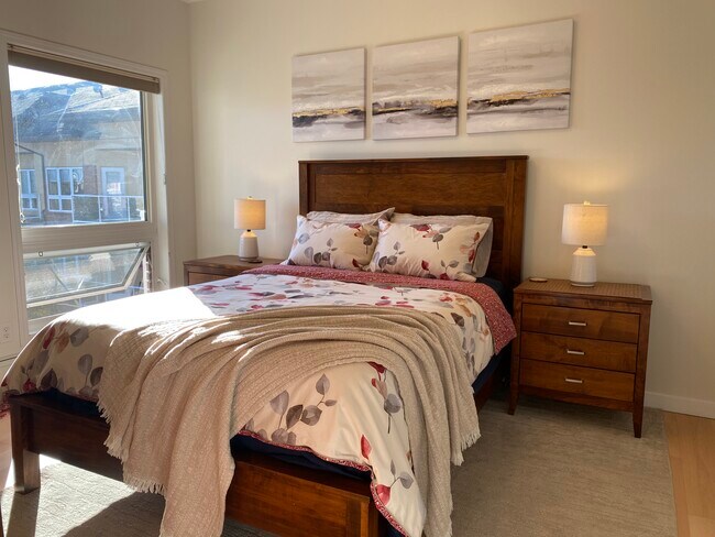 Photo du bâtiment - 918 Heritage Vw