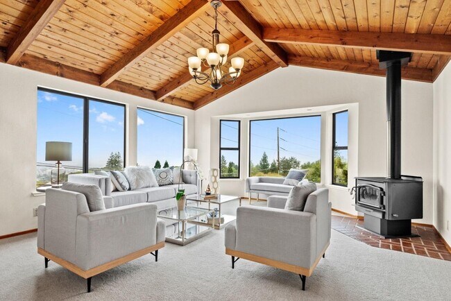 Building Photo - 511 Lakemead Way