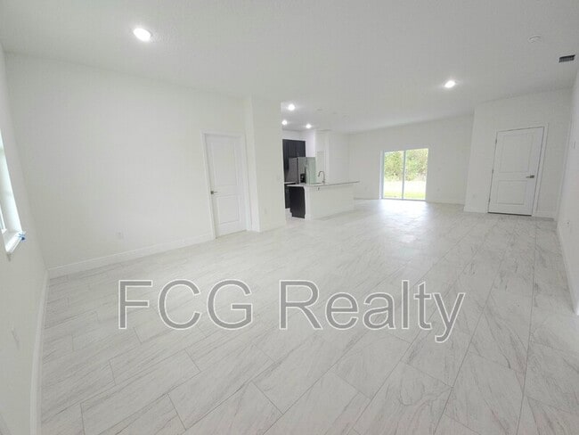 Foto del edificio - 6260 N Chestnut Terrace