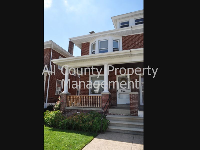 Primary Photo - 2312 Hoffer Ave