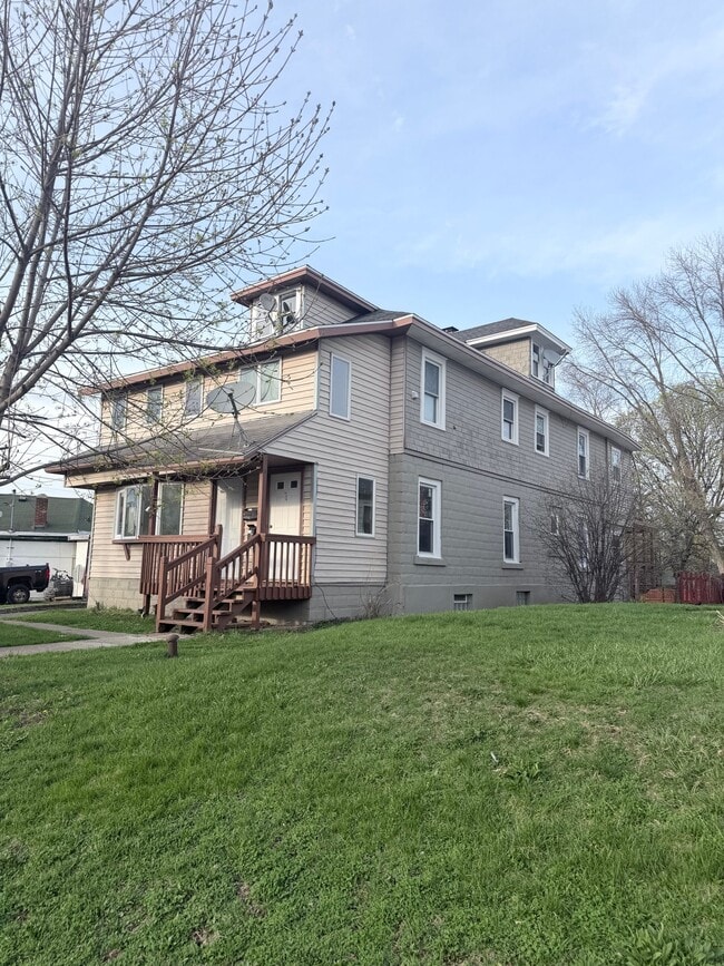 Foto del edificio - 1022 Avery Ave