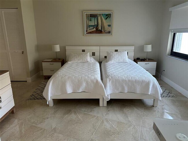 Foto del edificio - 5100 N Ocean Blvd