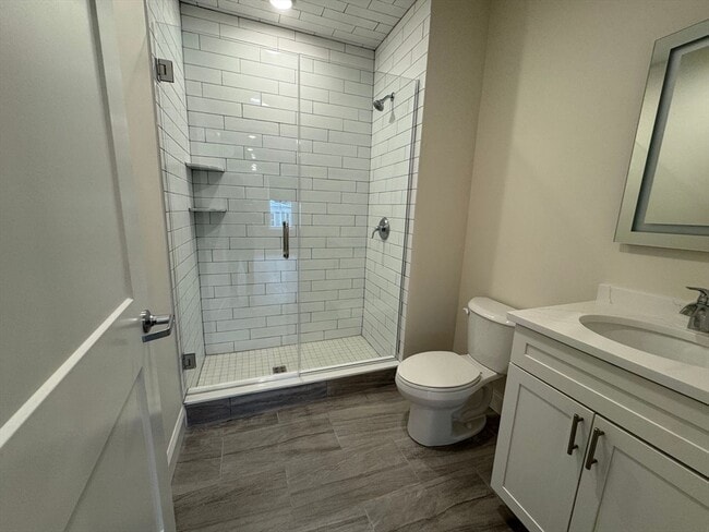 Foto del edificio - 650 Beach St