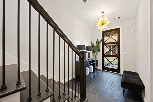 Building Photo - 4235 Allen St